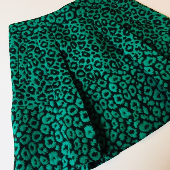 Banana republic pleated skirt size 2 career - Picture 2 of 4